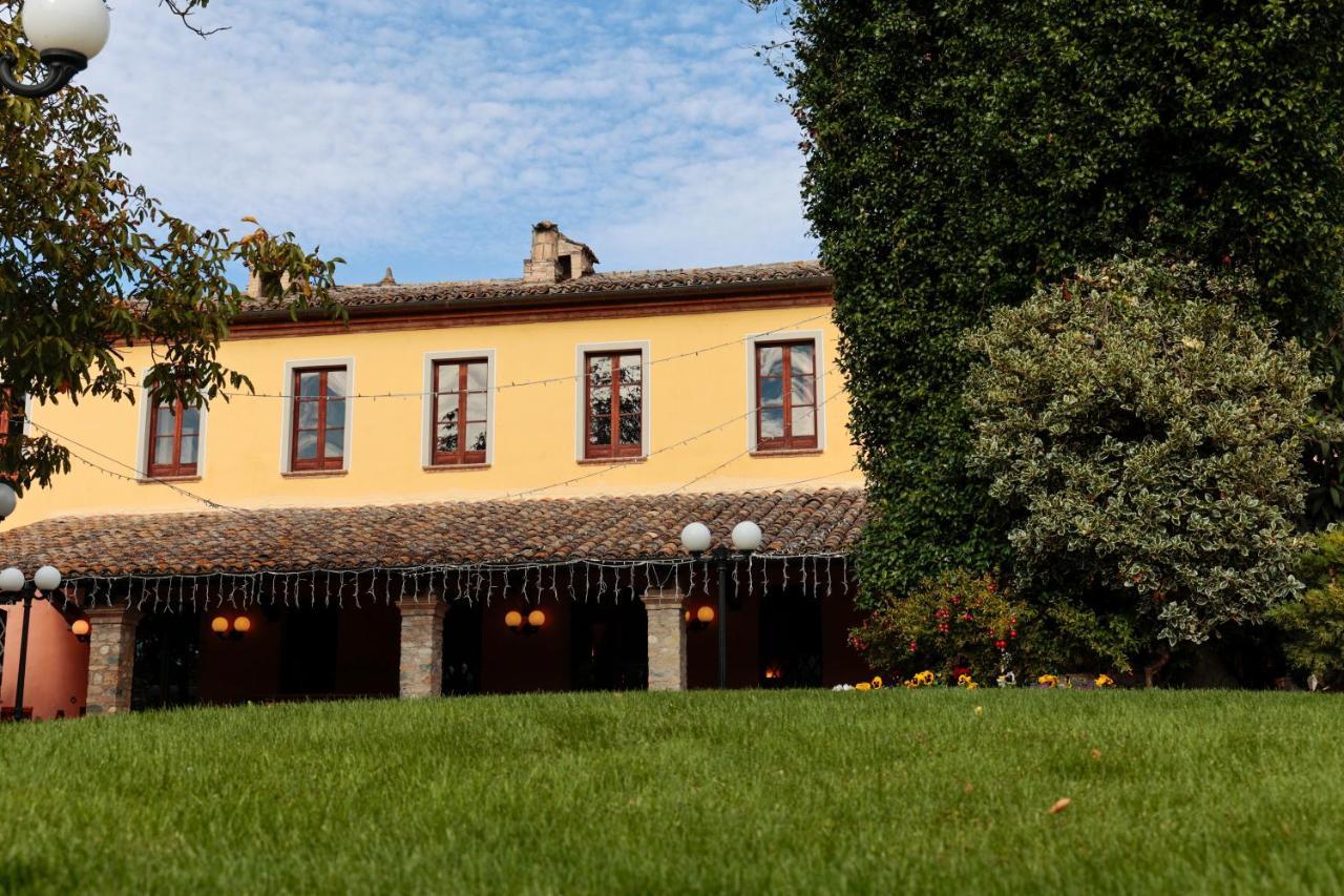 Hotel Corte Dei Tini Teramo Eksteriør bilde